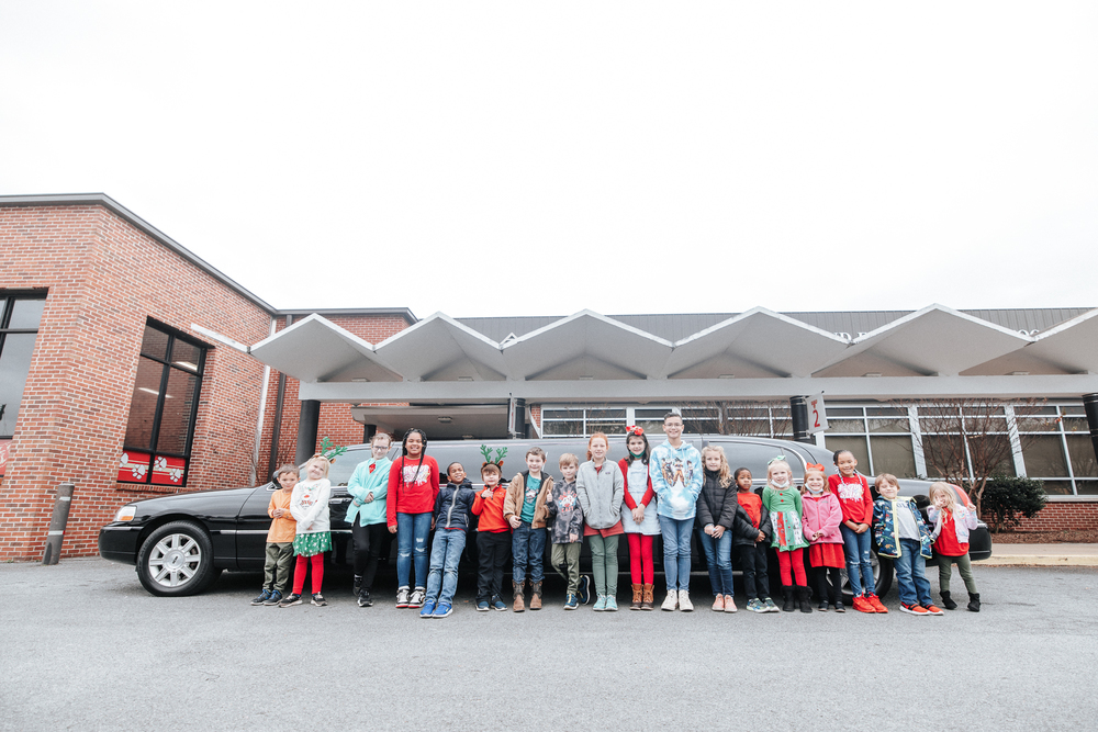 West End PTO Rewards Students with Special Limo Lunch 