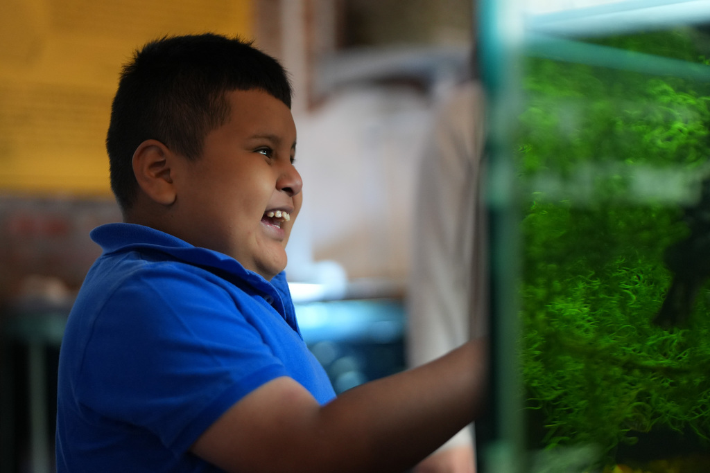 AKD Students visit Eco Center